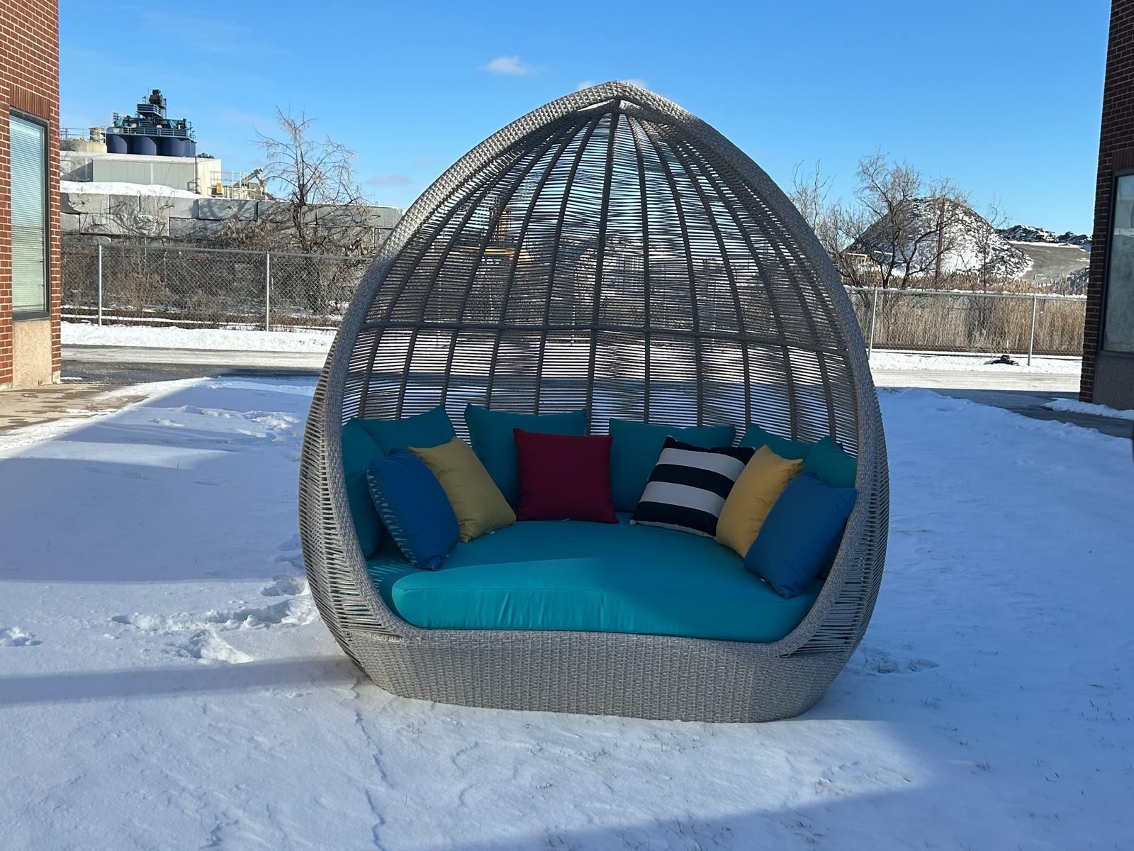 Patio Daybed 02 - Image 5